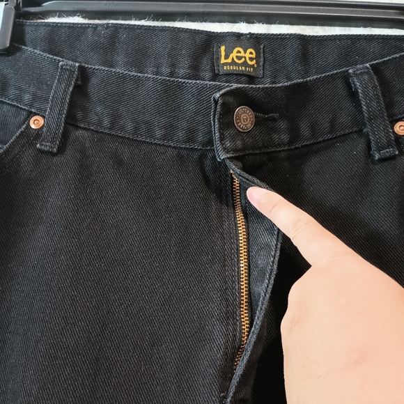 Lee Regular Fit Black Denim Straight Leg Jean Size 42x29 - Picture 5 of 12